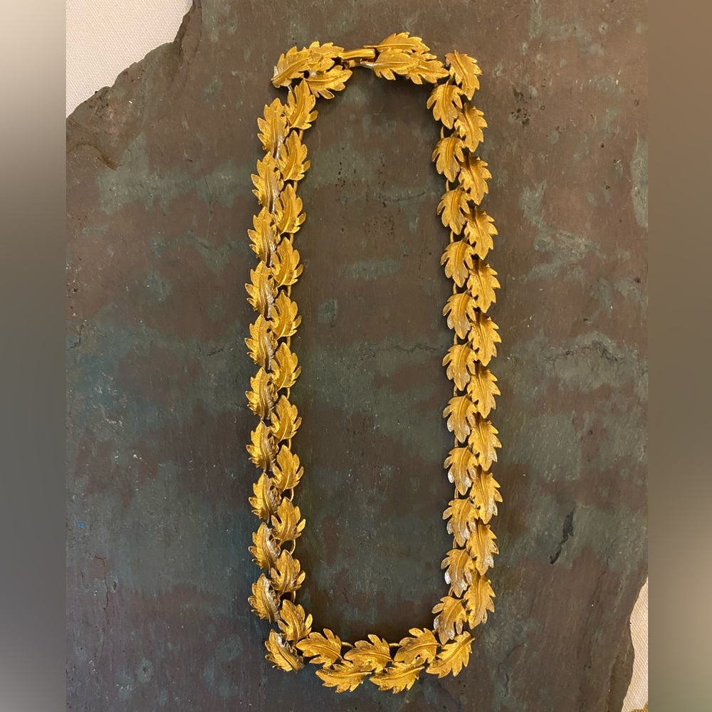 Vintage Napier Gold Leaf Necklace - Picture 2 of 6